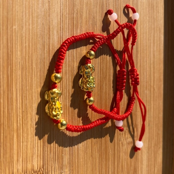 Pixiu Wealth String Bracelet Bundle of 2 - Picture 7 of 12
